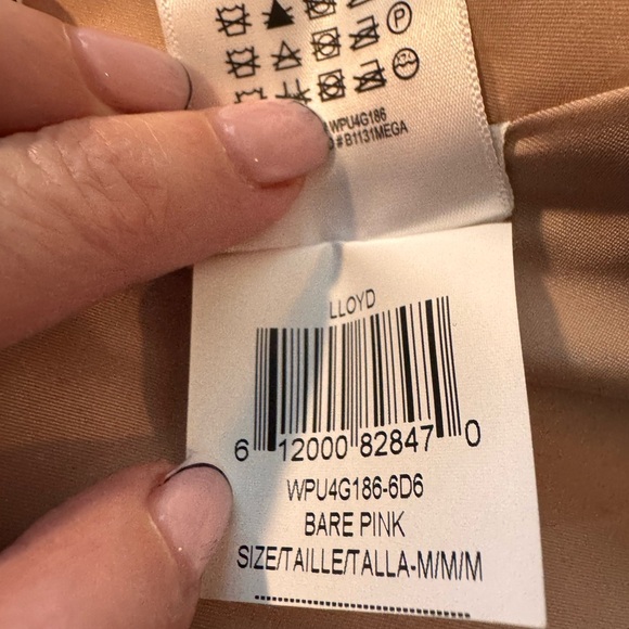 BCBGMaxAzria Women's Blazer in Bare Pink NWT - Picture 8 of 10